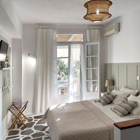 Georgios Milos Adámas Extérieur photo