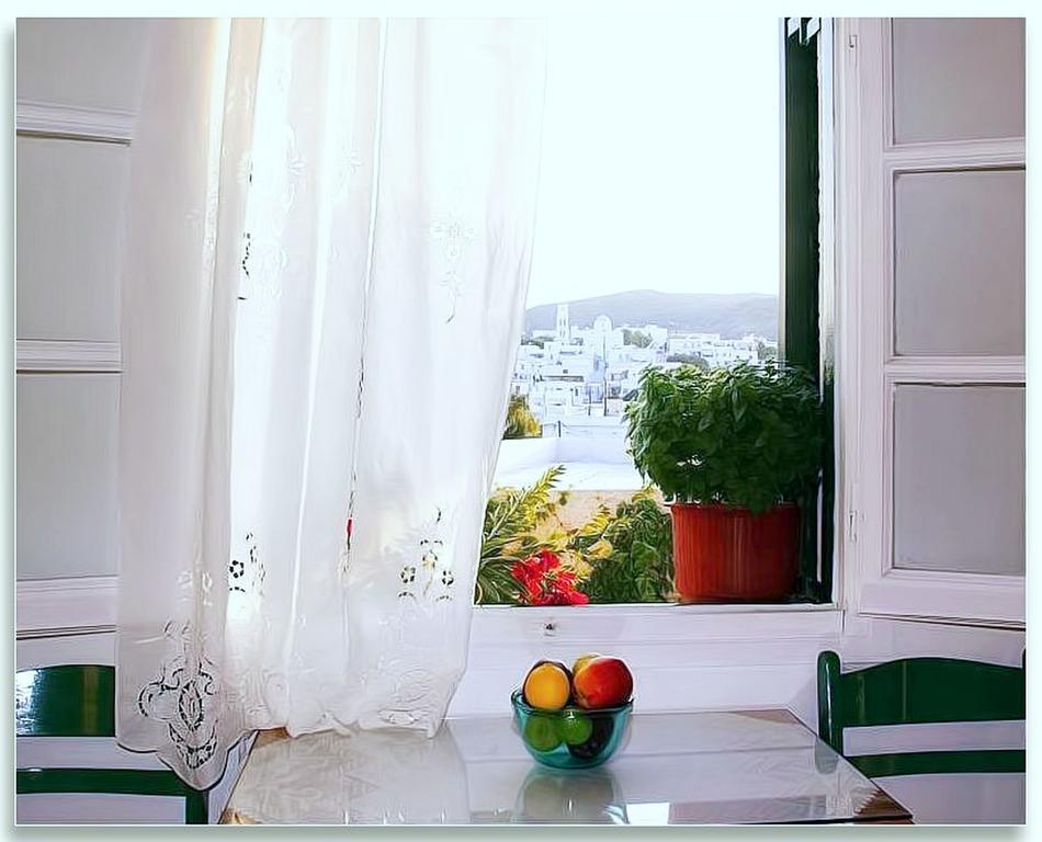 Georgios Milos Adámas Extérieur photo